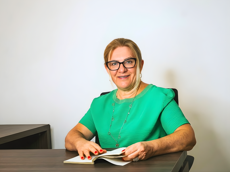 Dra. Cláudia Borgatti